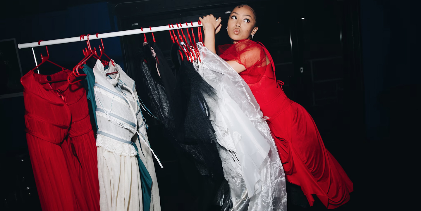 Леа Дикели находит красоту в сверхъестественном